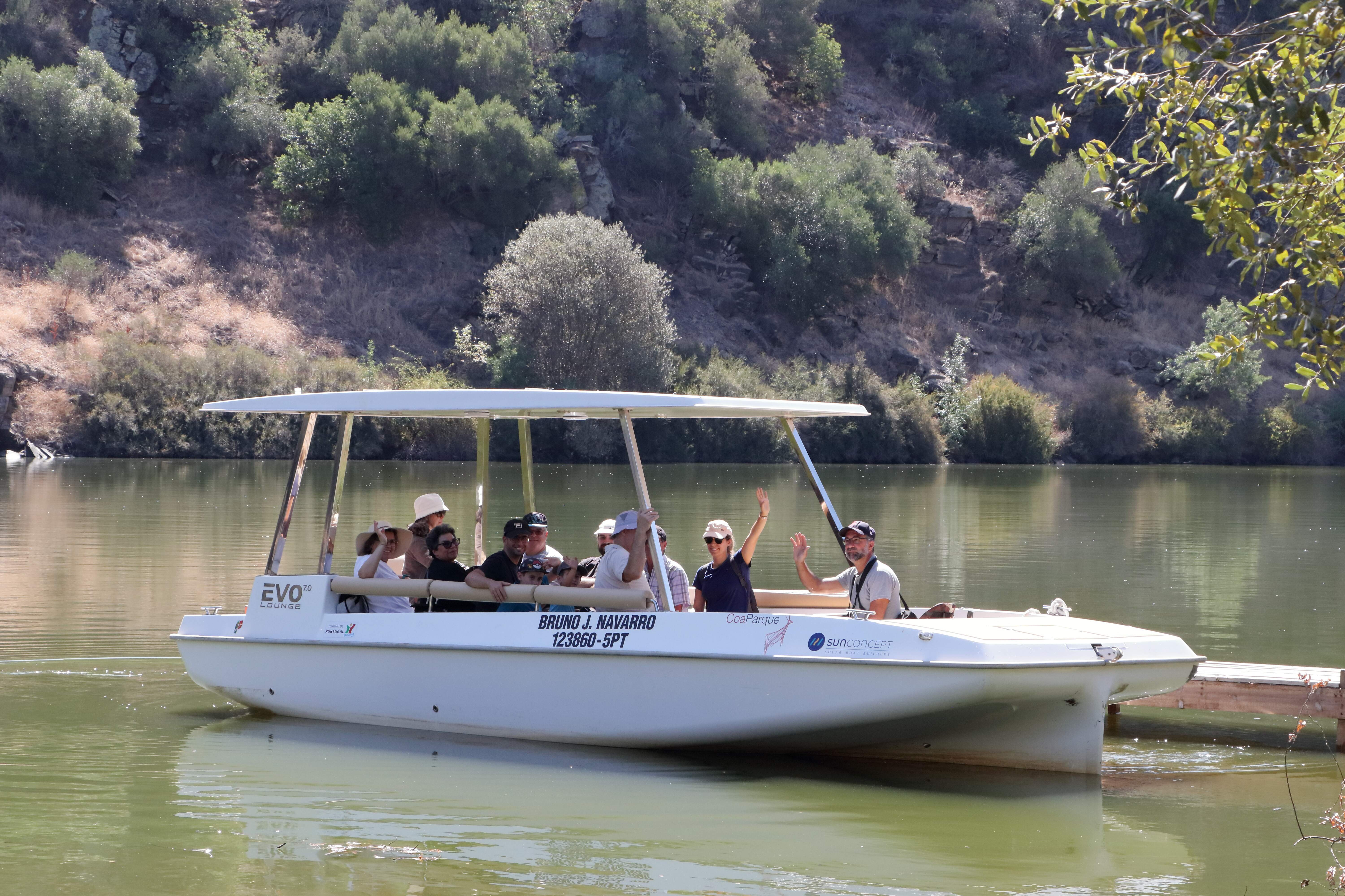 Embarcação eletrosolar - Fundação Côa Parque